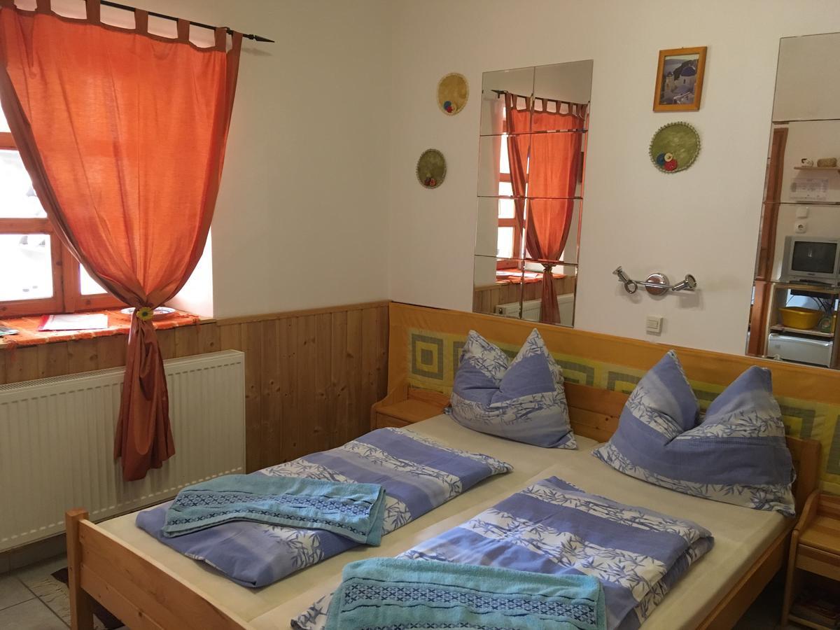 Bakonyi Apartmanhaz Epleny Ngoại thất bức ảnh